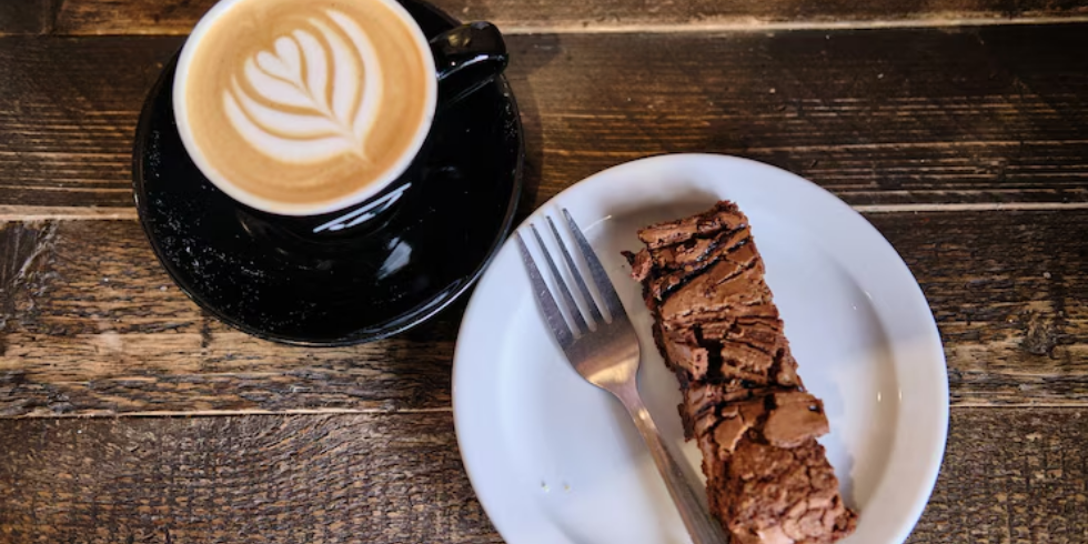 Harmonizações com café: doces e salgados para acompanhar